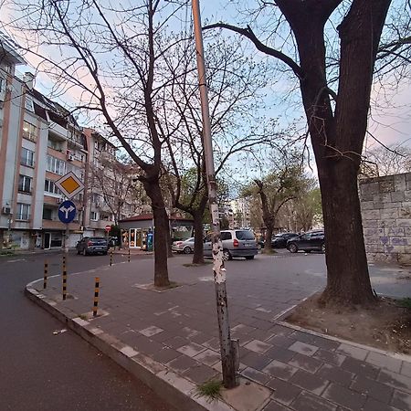 Sunny 2-Bedroom Maisonette Varna & Parking 외부 사진